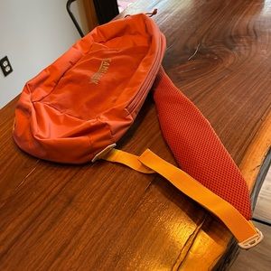 Camelbak Arete 8 sling bag